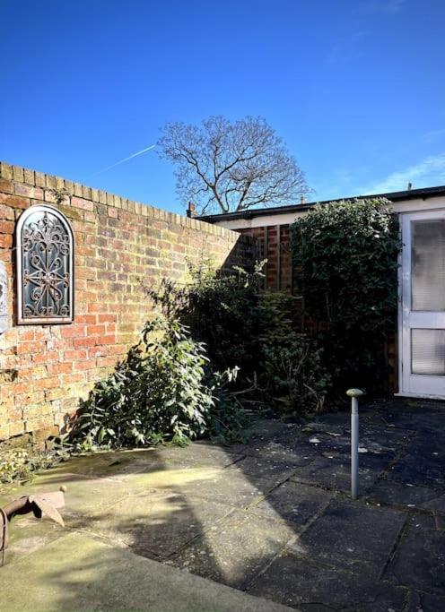 The Lytham Cottage Lytham St Annes Exteriör bild